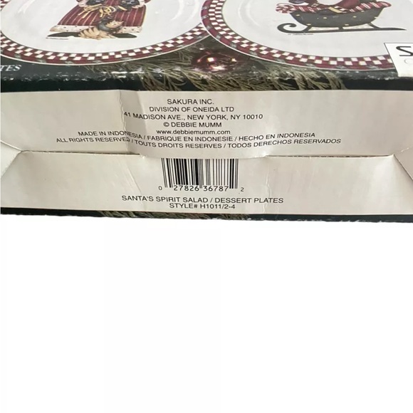 Debbie Mumm Set Of 4 Santa’s Spirit Salad/Dessert Stoneware Plates Sakura NEW - Picture 2 of 10